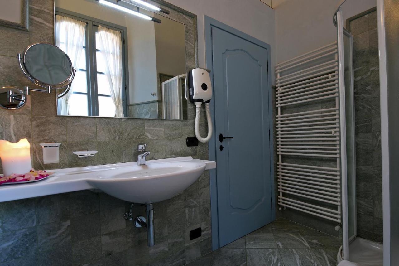 Palazzo Del Vicere Aparthotel Lezzeno Buitenkant foto