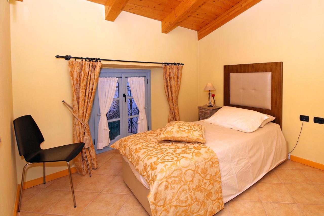 Palazzo Del Vicere Aparthotel Lezzeno Buitenkant foto