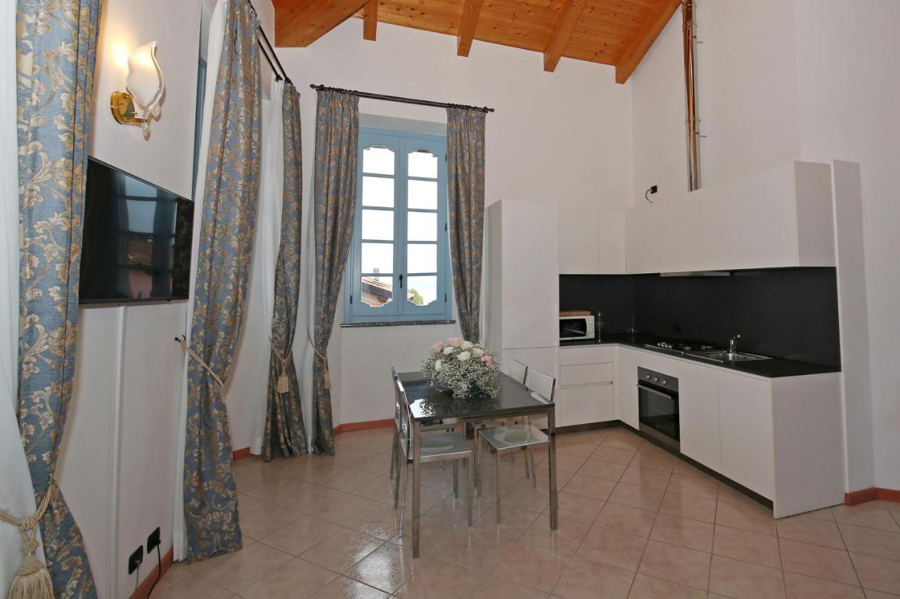 Palazzo Del Vicere Aparthotel Lezzeno Buitenkant foto