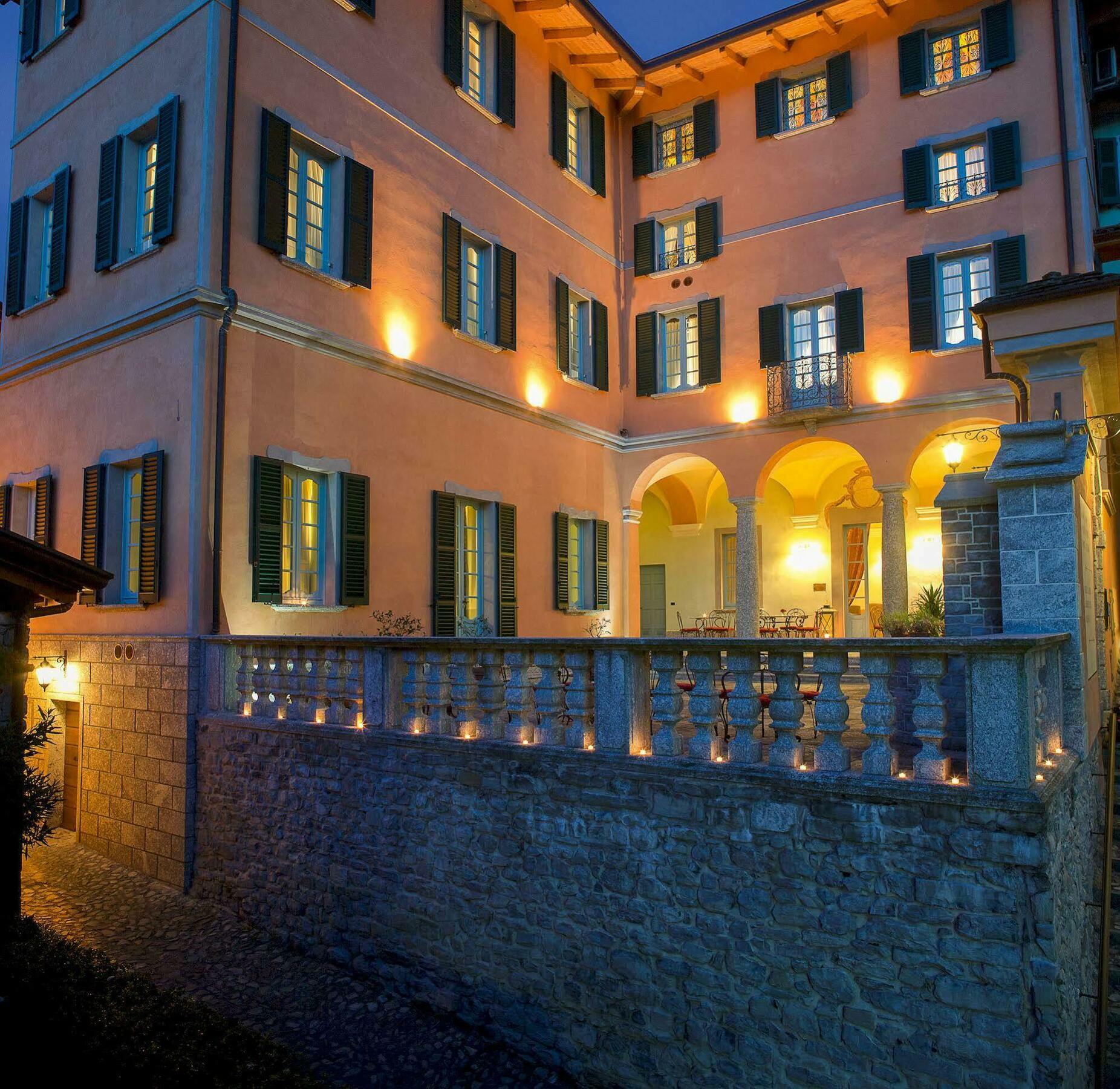 Palazzo Del Vicere Aparthotel Lezzeno Buitenkant foto