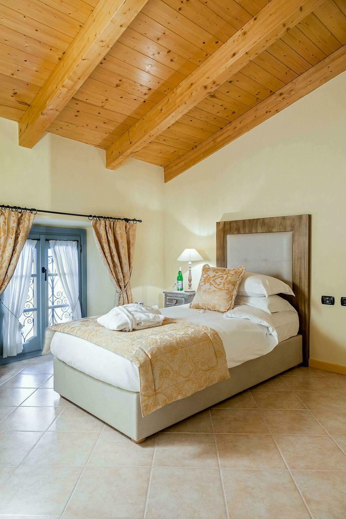 Palazzo Del Vicere Aparthotel Lezzeno Buitenkant foto